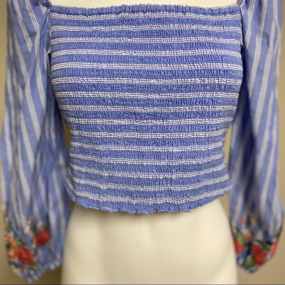Off the shoulder top !